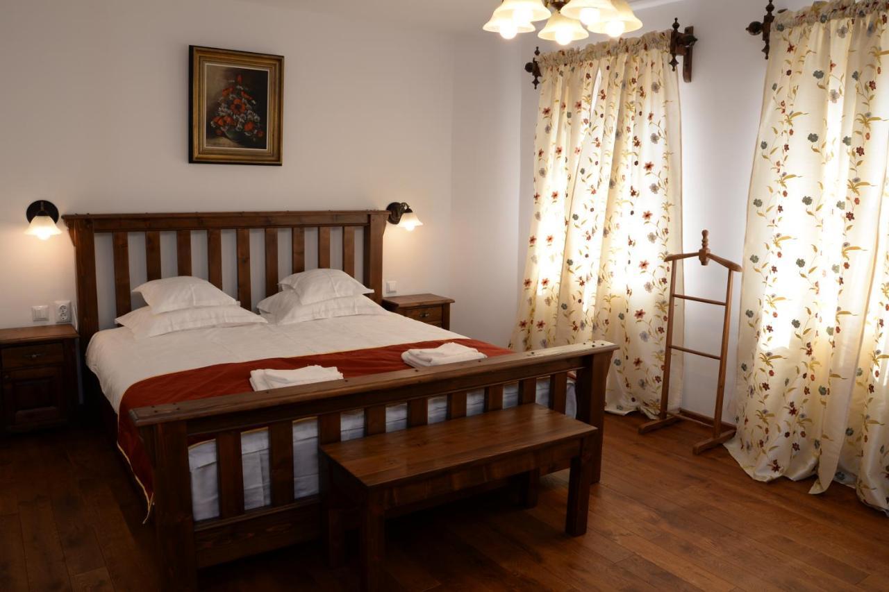 Carolina House Hotel Sighisoara Exterior photo