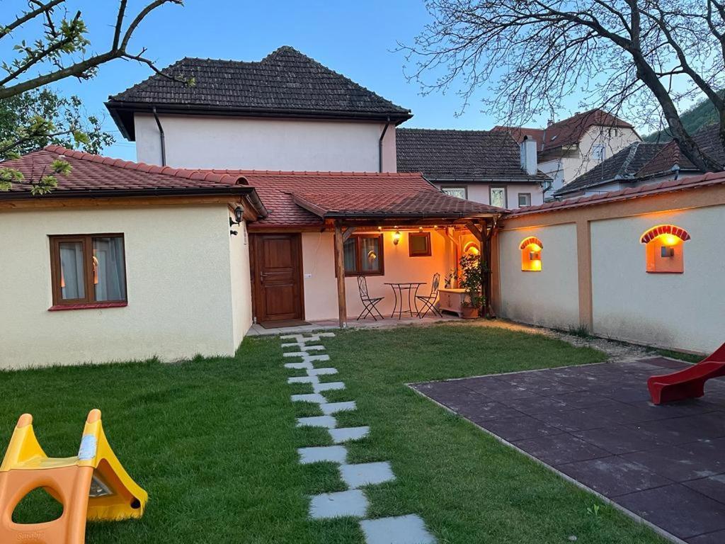 Carolina House Hotel Sighisoara Exterior photo