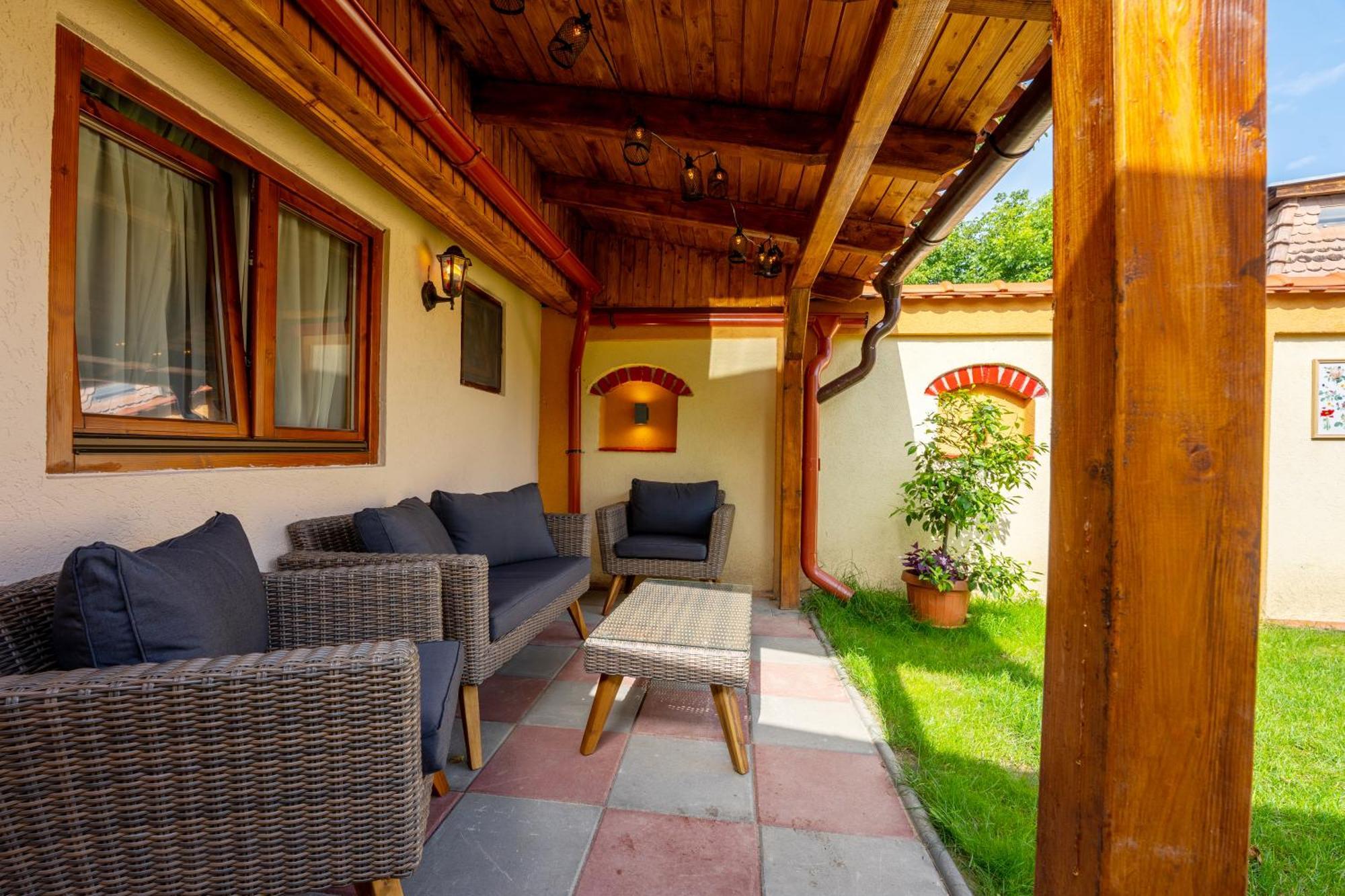 Carolina House Hotel Sighisoara Exterior photo