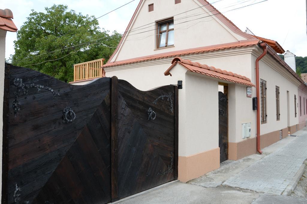 Carolina House Hotel Sighisoara Exterior photo