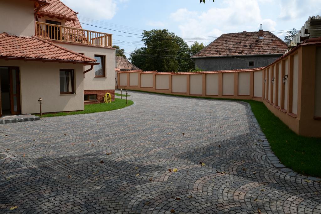 Carolina House Hotel Sighisoara Exterior photo